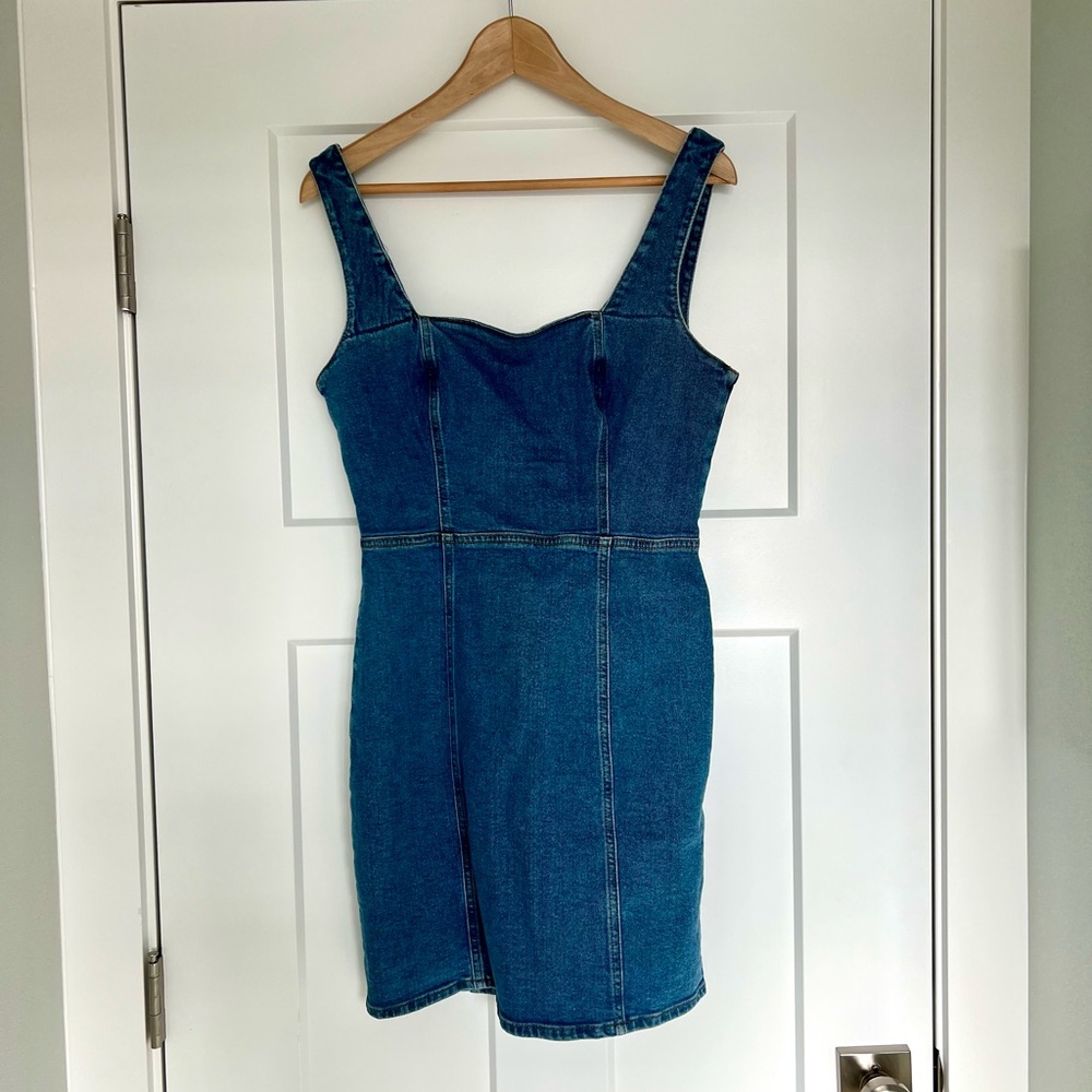 URBAN OUTFITTERS BDG Mini Jean Dress M🤩